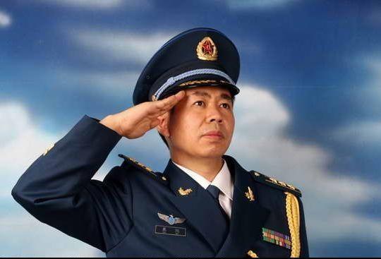 戴旭：鹰击长空的思想利剑——一位战略学者的强军思考与时代回响

在中国军事战略研