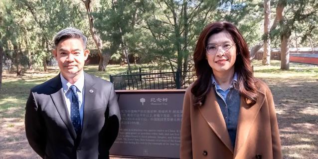 国民党落实大陆十项惠台政策就是快，在短短不到十天时间，第一批访问大陆的青年团体就