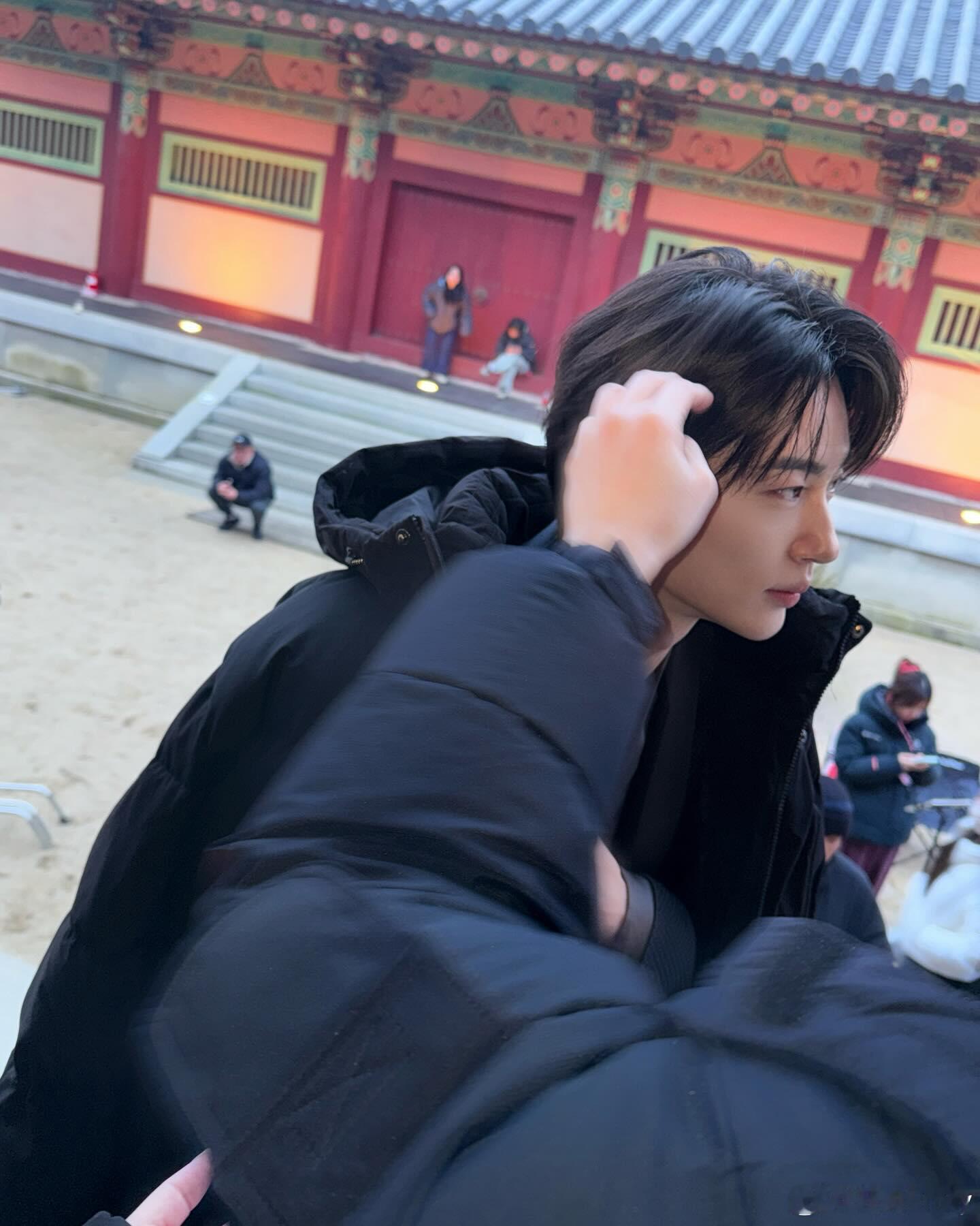 20260503边佑锡更新ins21世纪主君大人理安大君边佑锡帅到毫无抵抗力，每