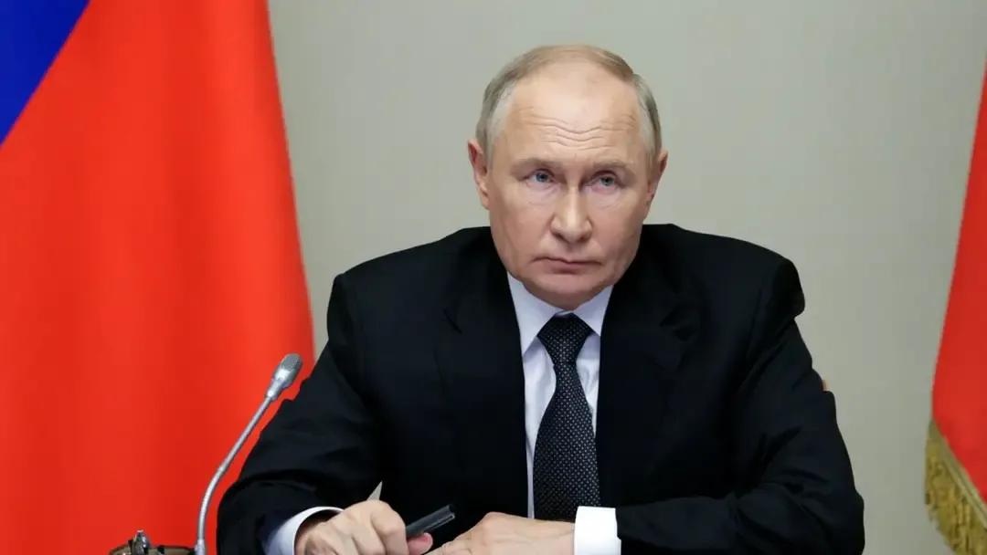 要说俄罗斯人最看不顺眼的国家，可能很多人会先想到美国或者乌克兰。但其实，在他们心