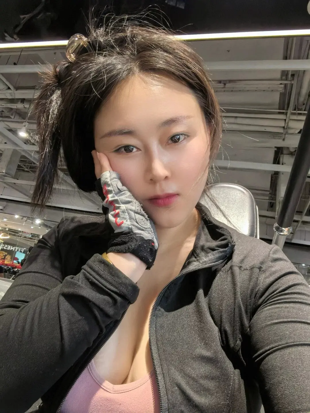 我怎么那么丑啊！😃怪不得没人喜欢我！可我很善良的呀！