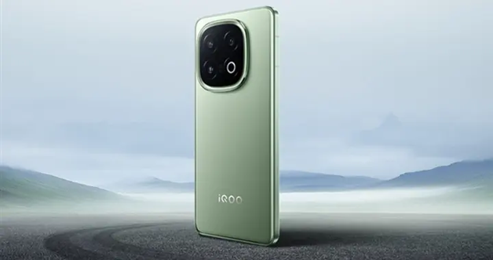 iQOO15官宣并表示全面升级：骁龙8 Elite 2+顶级2K屏