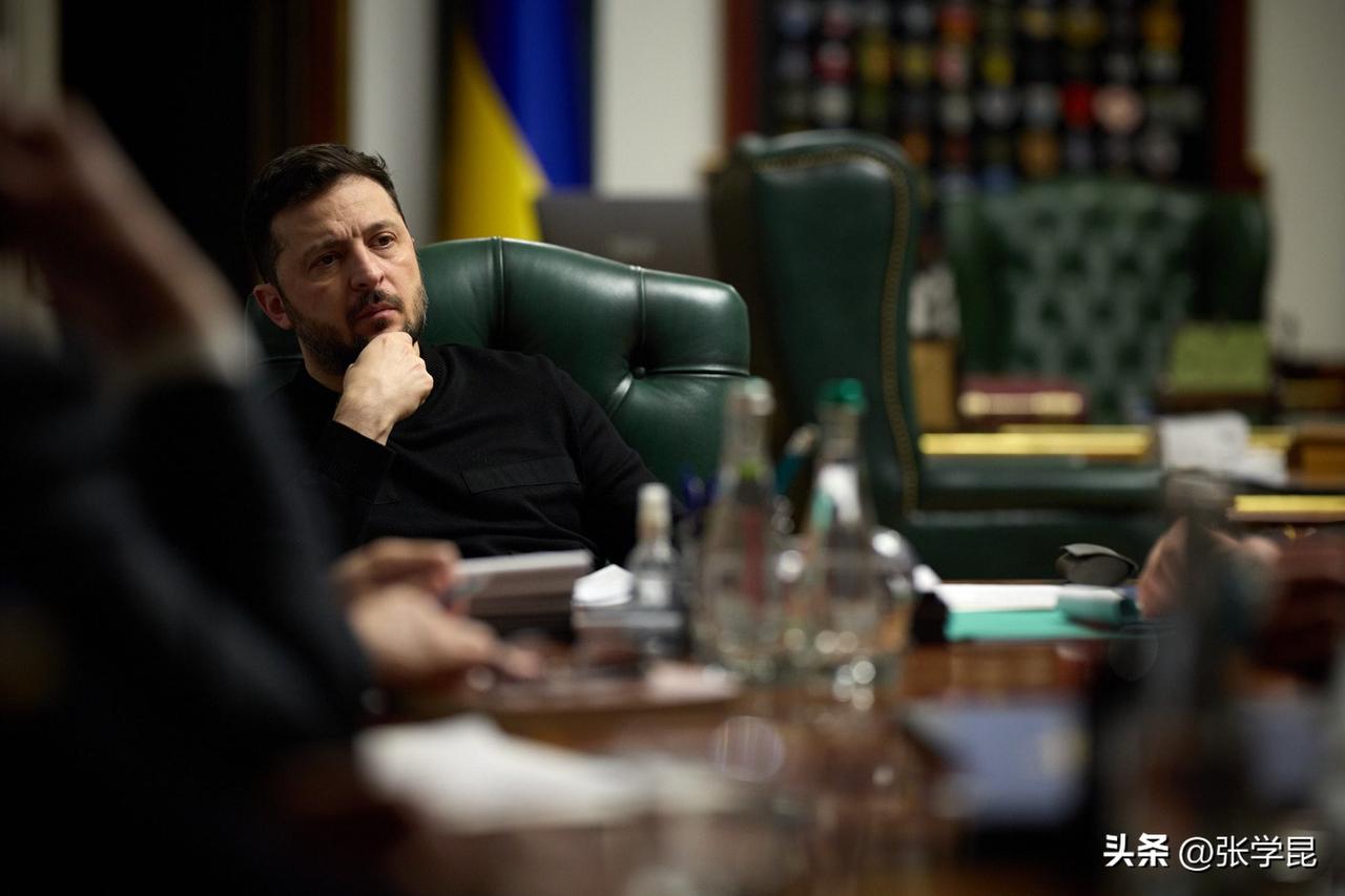 泽连斯基今天发文说：“我召开了一次会议，讨论中东和海湾地区的局势——乌克兰和我们