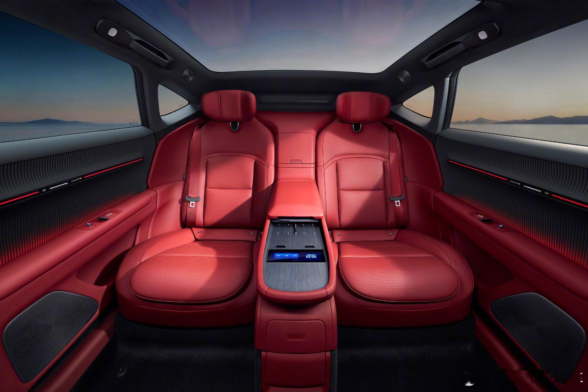 新阿维塔12重新定义时代好车全新改款阿维塔12来了，直接把智驾豪华拉到新高度！全