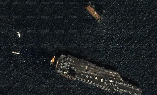 美国自称全世界最先进的航母，居然被中国商业卫星给拍了个一清二楚，特朗普天天喊着要