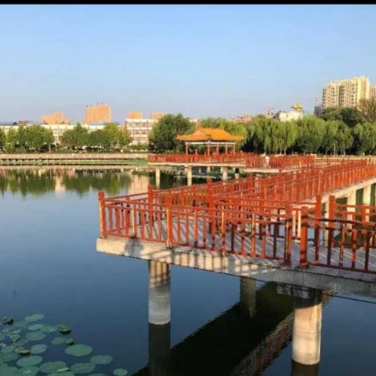 上联：一山一水一风景，如何对下联一城一梦一繁华。