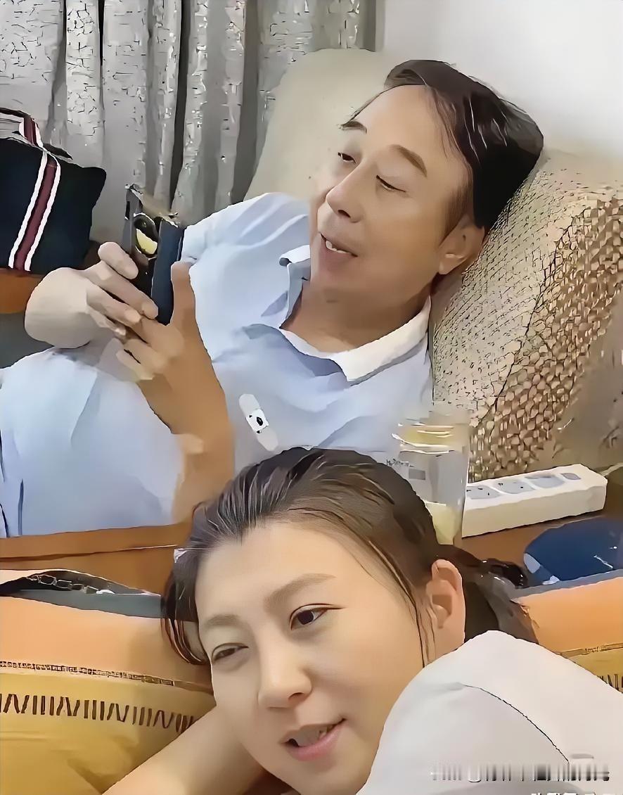 冯巩新发视频里一句“生活就是个框”火了，这本来是个好事，但是没想到他的评论区，都