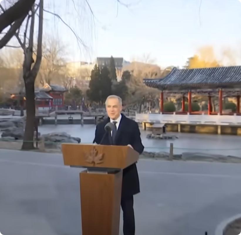 加拿大新总理话少人狠，宣布进口4.9万辆中国电动车

正在北京访问的加拿大总理卡