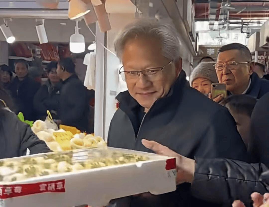 【说说今天的几件大事】1、市场人士：需要进一步加大监管力度 打击非理性炒作行为。