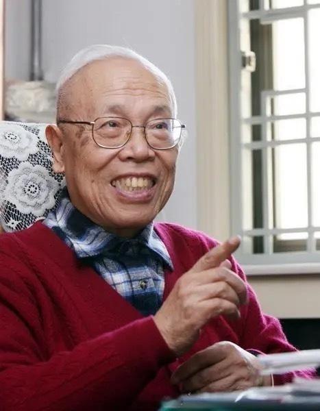 生日录 今天过生日的两院院士：数学家姜伯驹院士，89岁生日快乐🎂；矿冶工程管理
