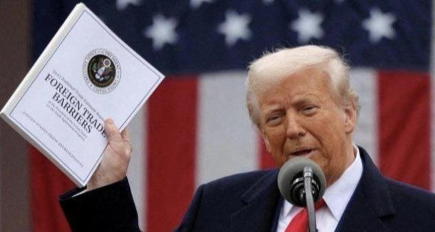 中美关税战半年后，特朗普自己都没想到，中方的反制会这么疼。特朗普拿中国没办法了，