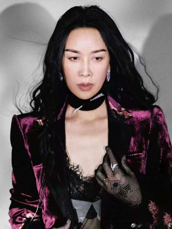 那英官宣披荆斩棘2026召集人声生不息直播那英霸气任披荆斩棘召集人，现场挖林宥嘉