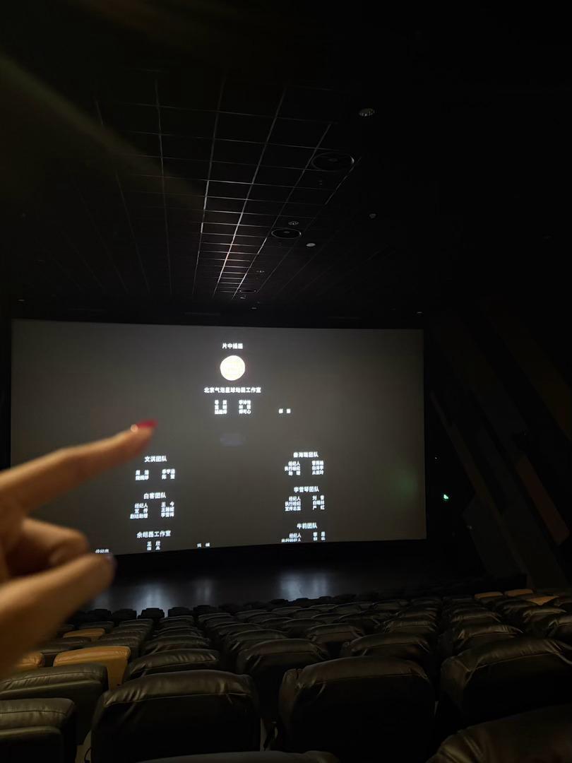 我，许可。太好看了!!!!!!!!!!我希望有更多这样的女性主义电影出现在电影市