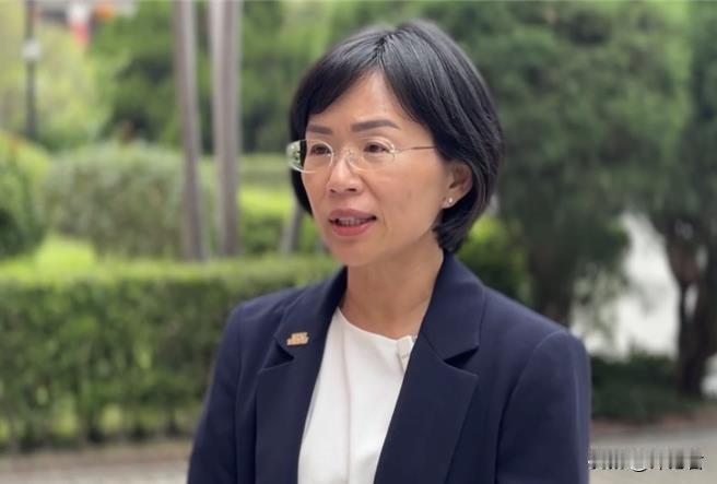新北市长选举蓝白合，今（28）日下午公布民调，国民党新北市长参选人李四川将代表蓝