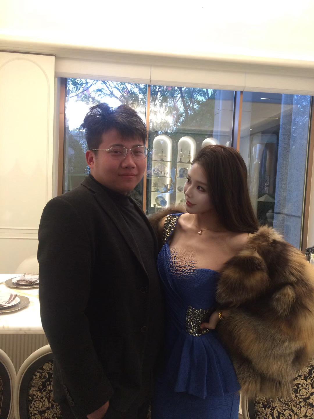 除了她的脾气 她没有一点对不起我的 该给的不该给的都给我了 是我没有良心