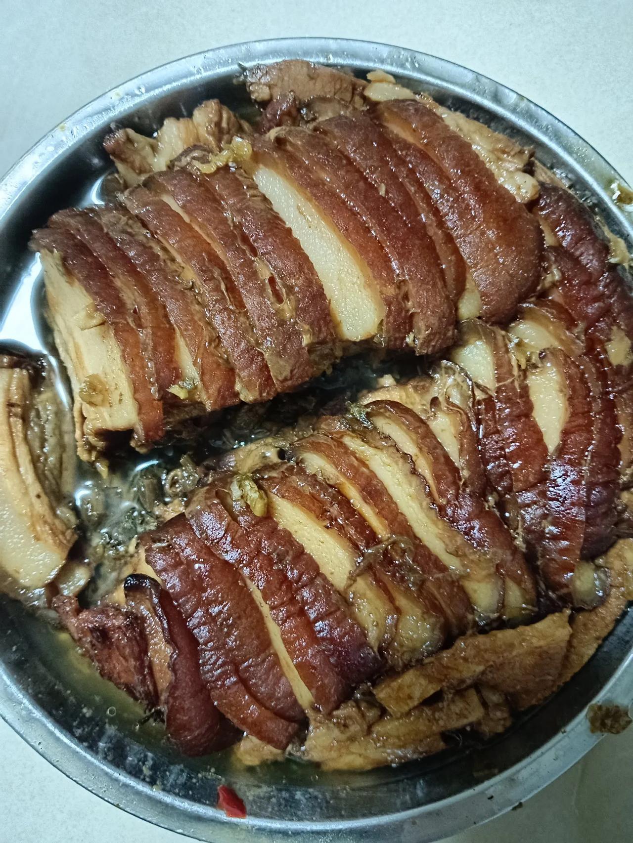 家的味道，也是家的韵味中不可或缺的一部分。

妈妈做的家常菜，虽然没有餐厅里的美