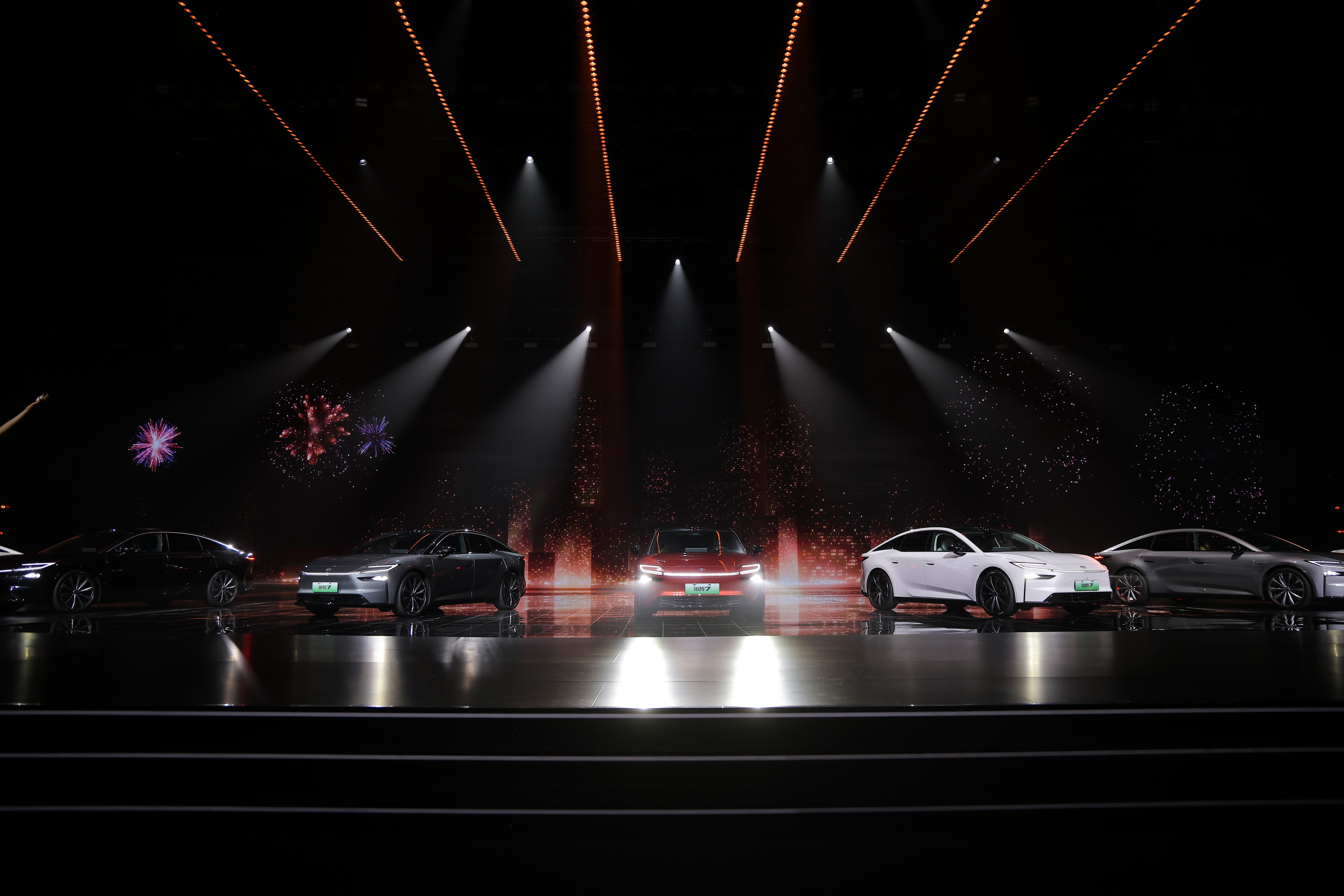 铂智7上市锁单超3100台铂智7价格发布当日锁单超3100台，官方晒后台可查真实