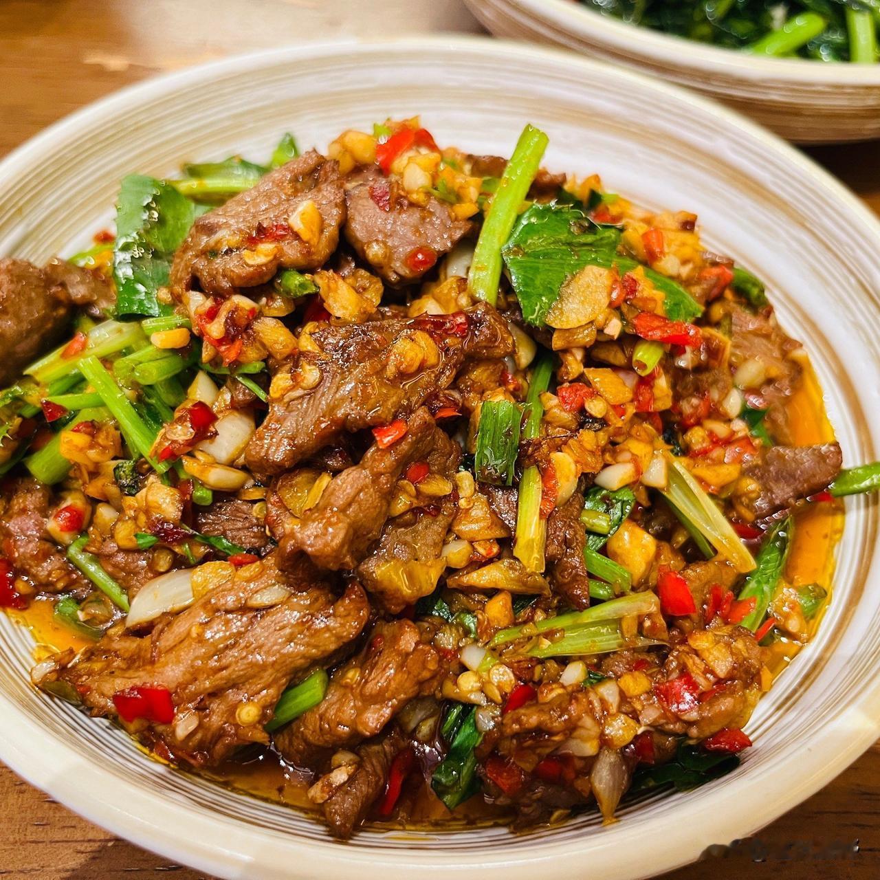 你最喜欢吃的一道菜我最喜欢吃我最喜欢吃小炒牛肉！