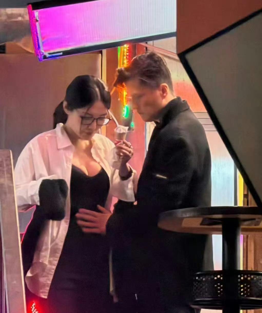 徐冬冬藏不住了！尹子维一个举动暴露了真相，婚期早定好事将近！

近日，徐冬冬和尹