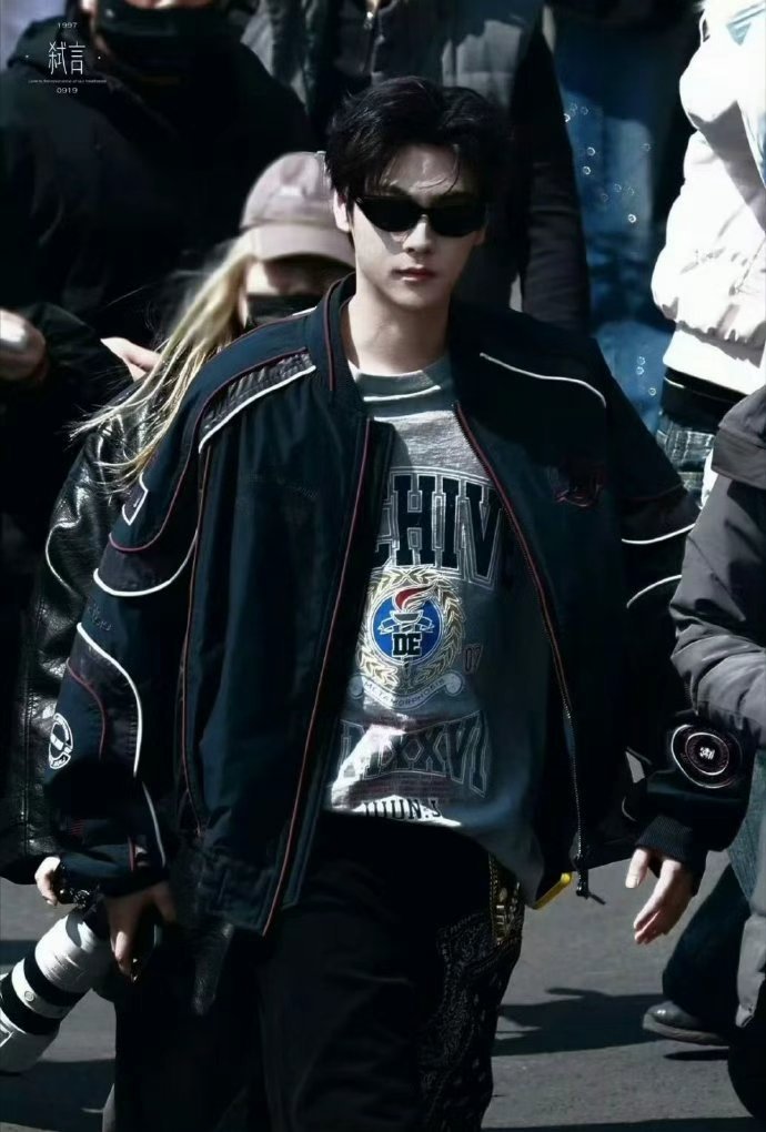 田栩宁胡一天太养眼了田栩宁这张脸太权威了 田栩宁胡一天太养眼了，田栩宁这张脸太权