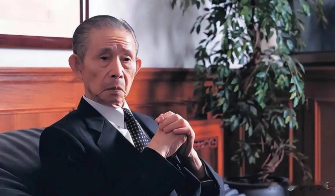 “活该他赚钱！”才16岁，做生意知道送货上门就不说了，他还主动帮忙清洗米缸，这份