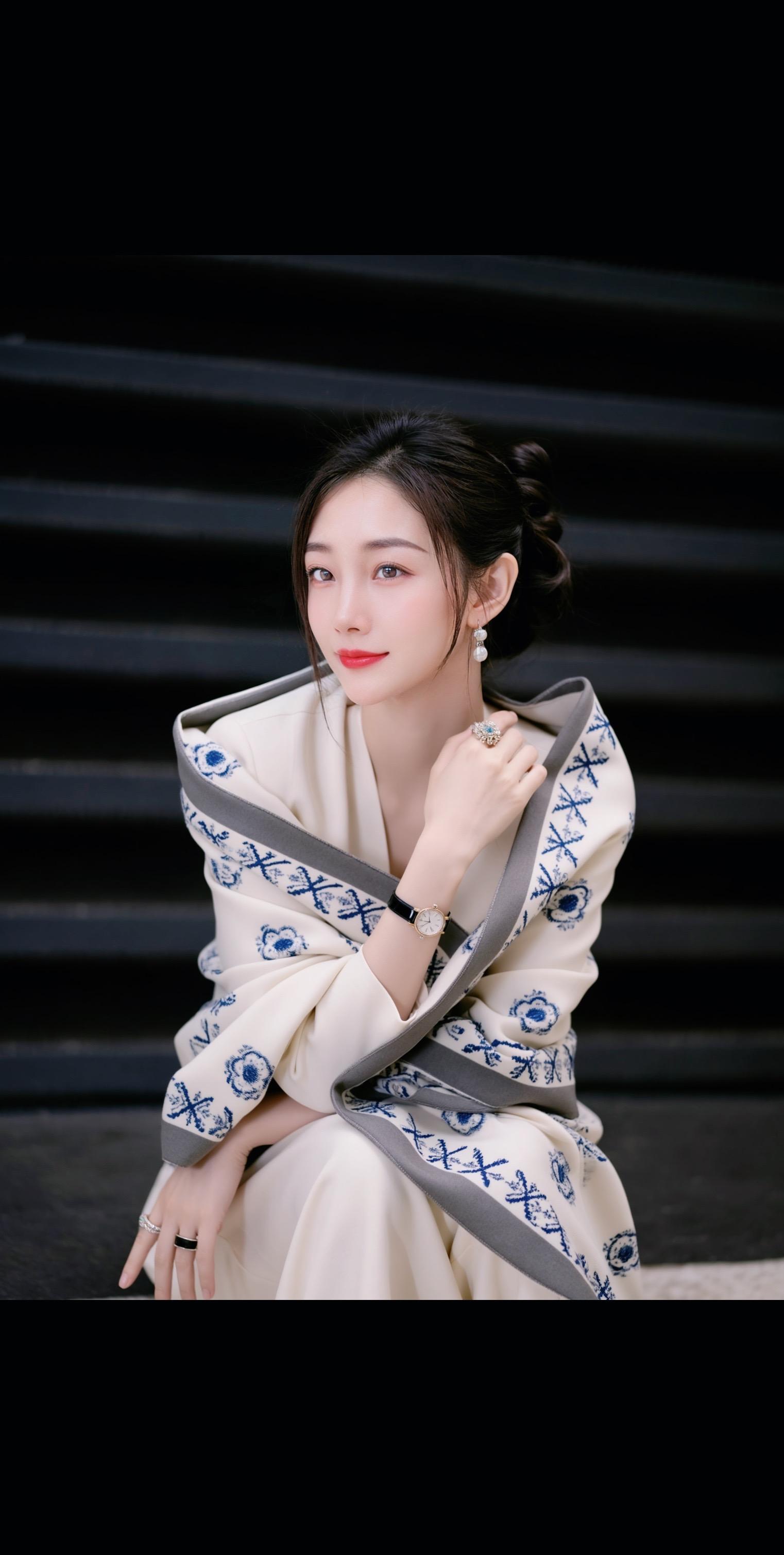 如果你还在内耗，不妨读一读这段话: 人这一生，不尽人意的事情实在太多了...