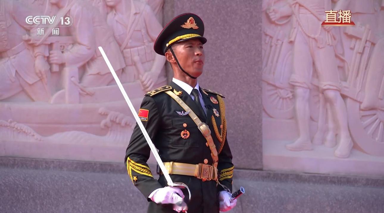 九三盛大阅兵正式开始，太帅了！有没有！今天是胜利的日子 ​​​