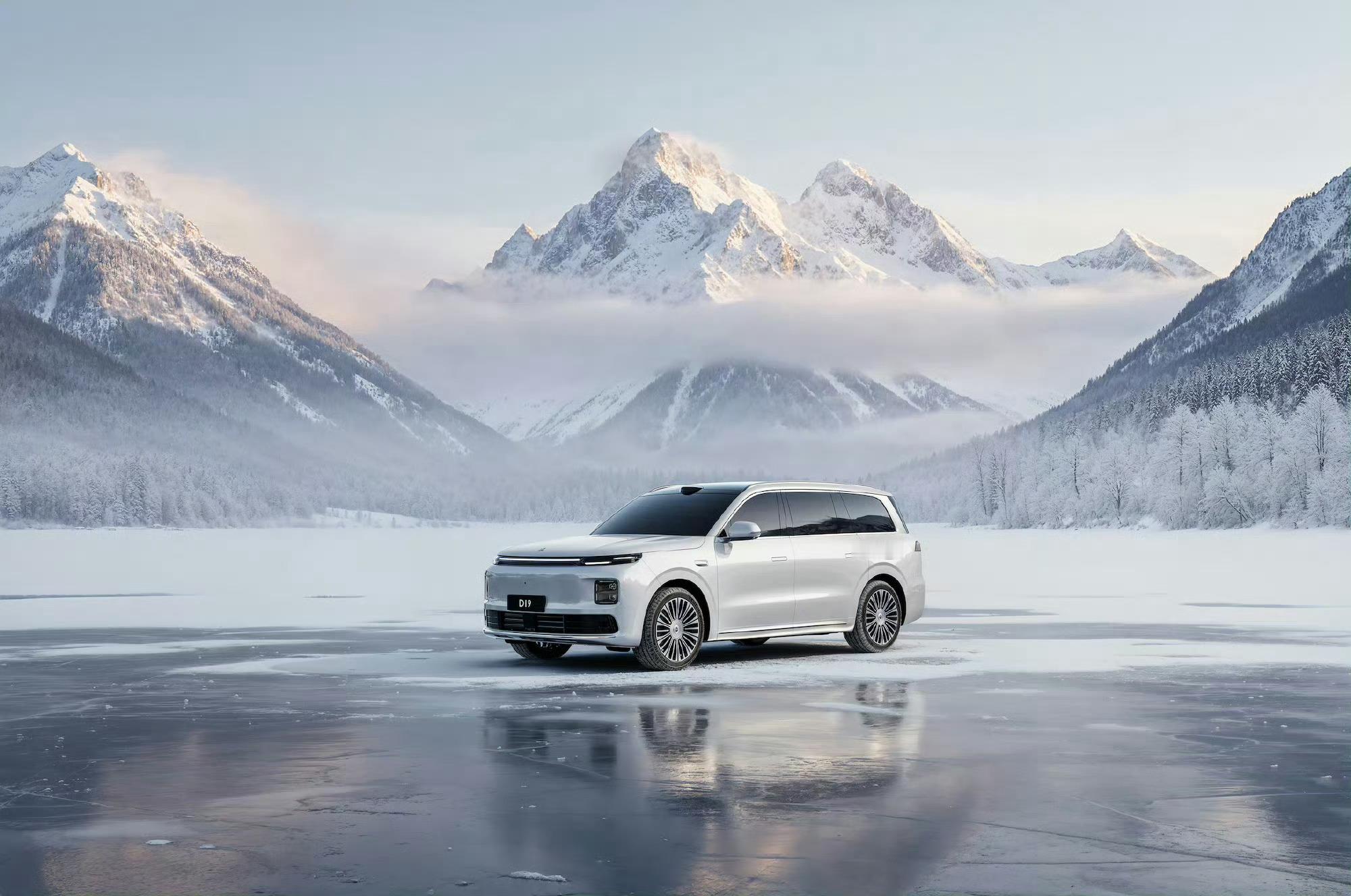 厉害了，全域自研十年磨一剑，80度电池团灭所有焦虑，宁德电芯+高通双芯+超稳底盘