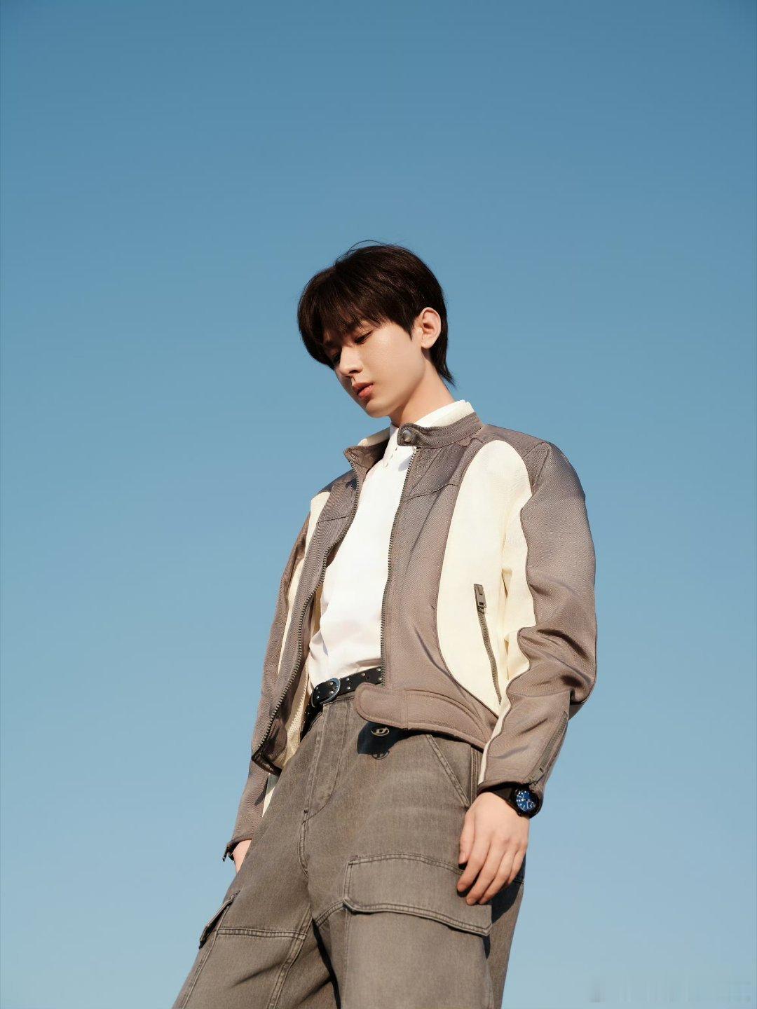 D成毅两京十五日cy成毅朱瞻基希望日出是你，日落是你。你只管大步向前走，好好做自