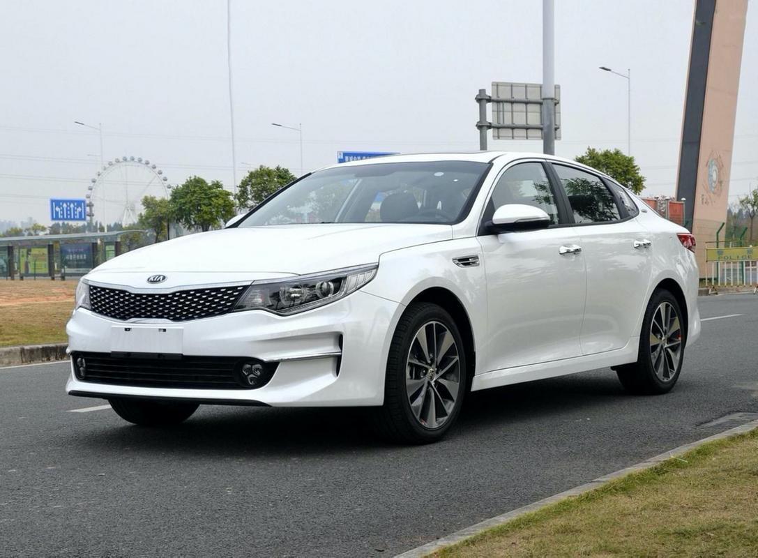 内容：谁能想到，曾被全网唱衰“迟早退华”的韩系车，居然在2025年悄悄翻了身？打