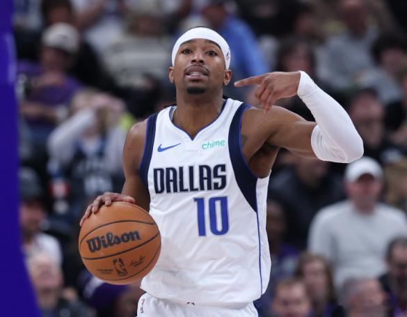 今天，HoopsHype名记Michael Scotto撰文谈到了独行侠球员布兰