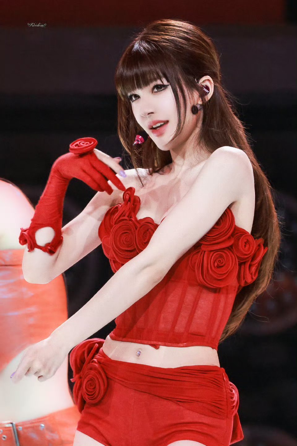 红玫瑰🌹赵露思
