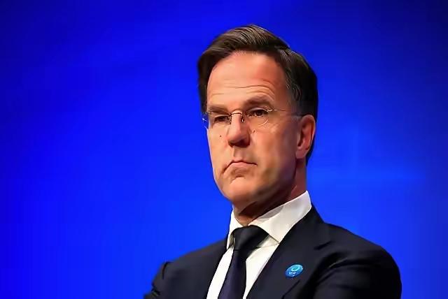 俄罗斯打了四年才突然发现，美国还是那个美国，乌克兰还是那个乌克兰，唯独欧洲彻底变