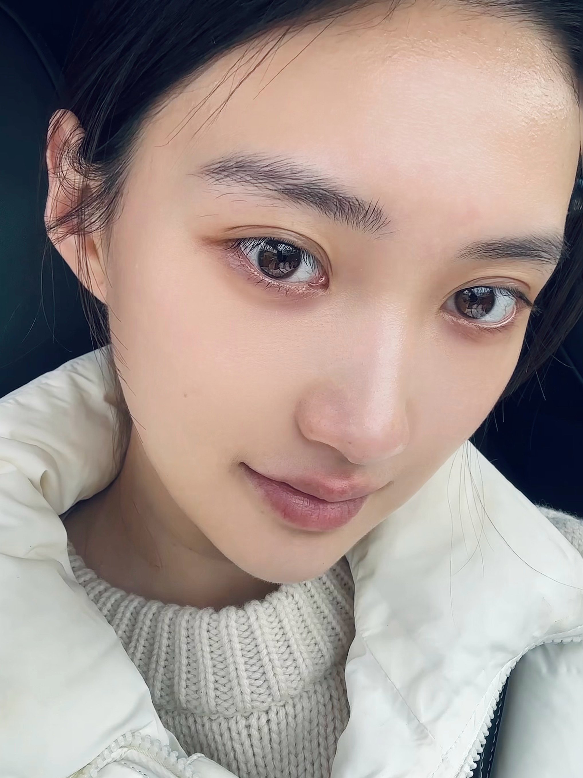 这几天都懒得化妆了 ​​​