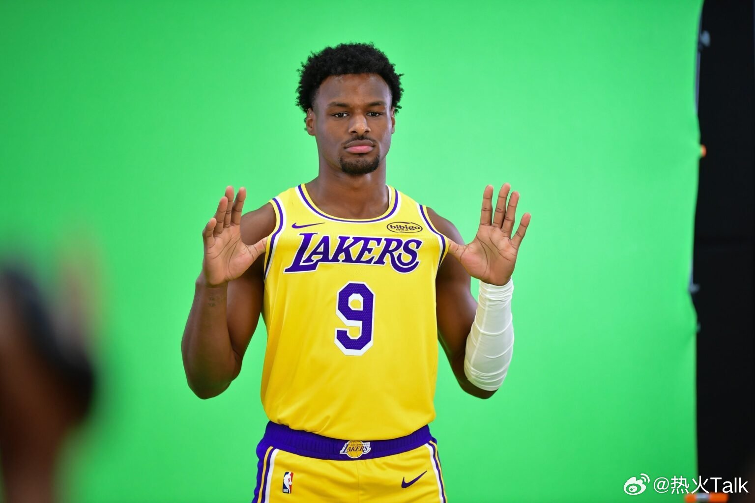 拉斯维加斯王牌队计划以140 万美元超级顶薪合同续约阿贾威尔逊。生涯至今，阿贾威