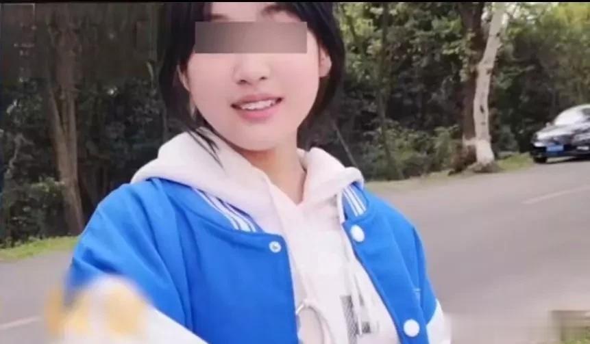 经过几天的监控，吴先生终于抓到了妻子出轨的视频。又惊又怒的他立刻保存了这段视频，