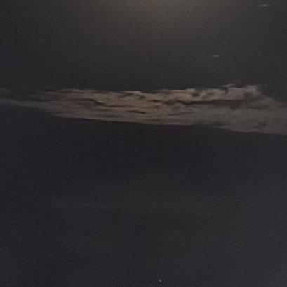 相信什么就会吸引什么心里住着小星星，生活才会亮晶晶。你相信美好，才会遇见美好。这