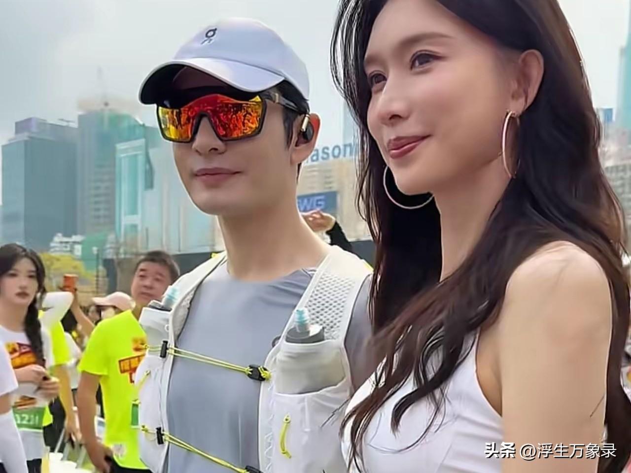 真的没想到，淡出娱乐圈这么久的林志玲，一出现就直接登顶热搜。
 
没有狗血剧情，