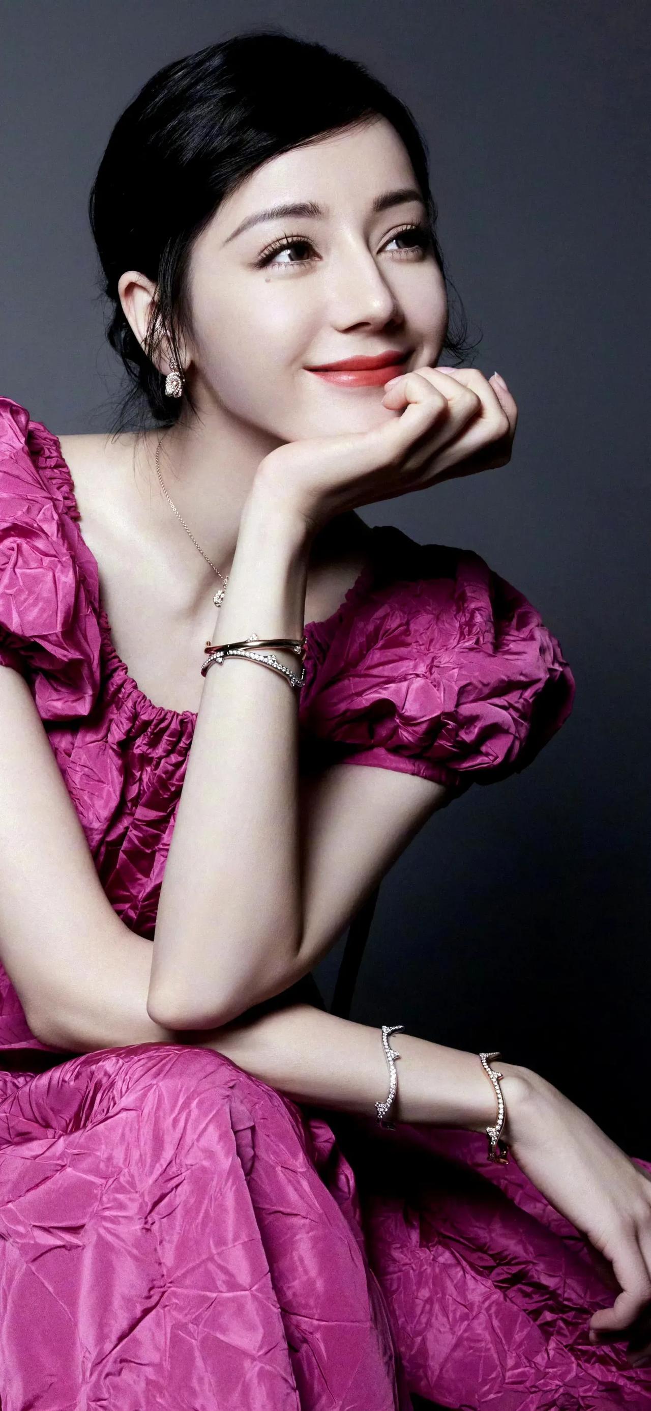 #惊艳女神# #女明星谁最美# #好身材性感女神##迪丽热巴#
达人推荐 女主角