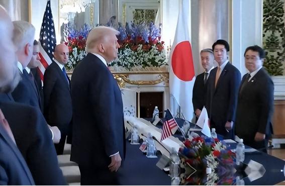 美国给全球划下一条诡异红线：各国可随意在台海、南海挑事，唯独日本必须“守规矩”。