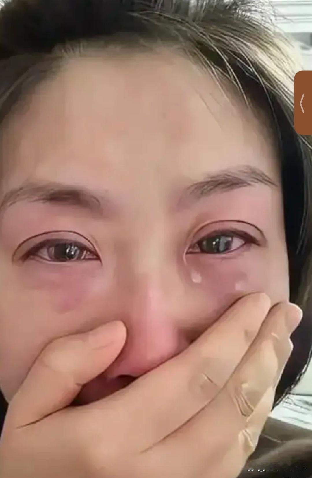 一场婚礼的遗憾

 

一声压抑的啜泣，撕开了传统偏见裹着的寒凉。

 

昨天