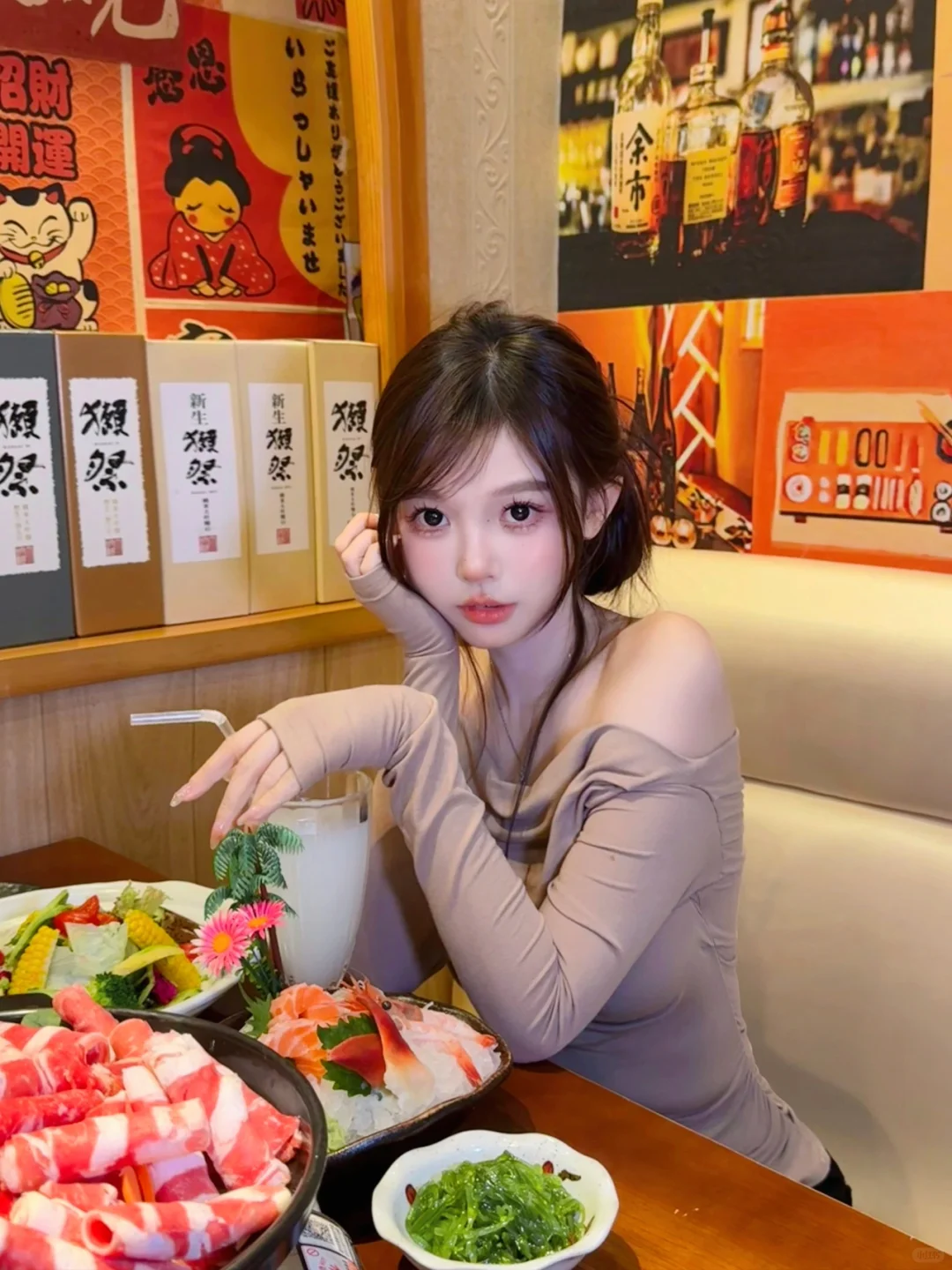 🍱吃饭拍照姿势