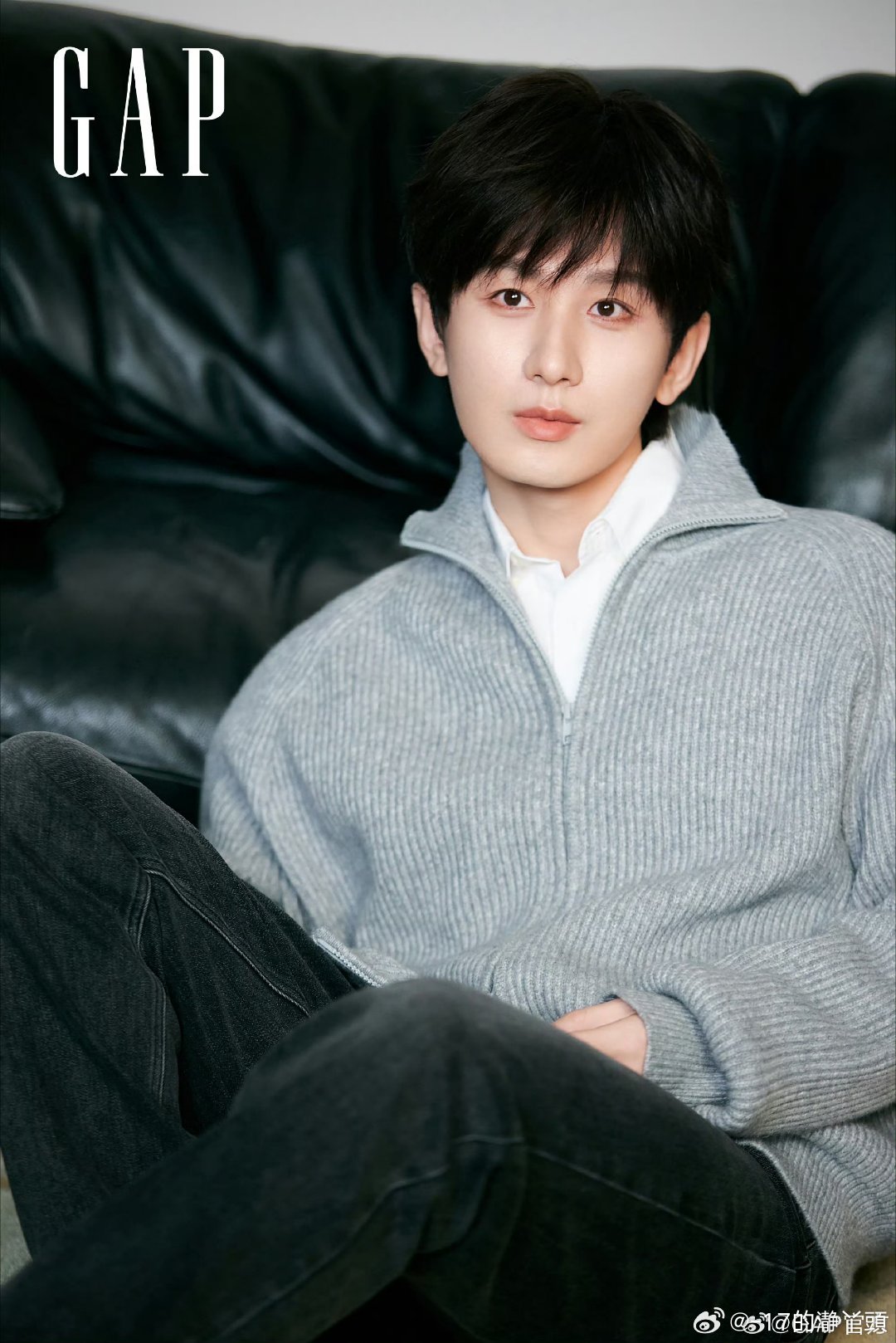 成毅赴山海cy成毅萧秋水李沉舟肖明明成毅用自己的实力与才华，赢得了业内人士和观众