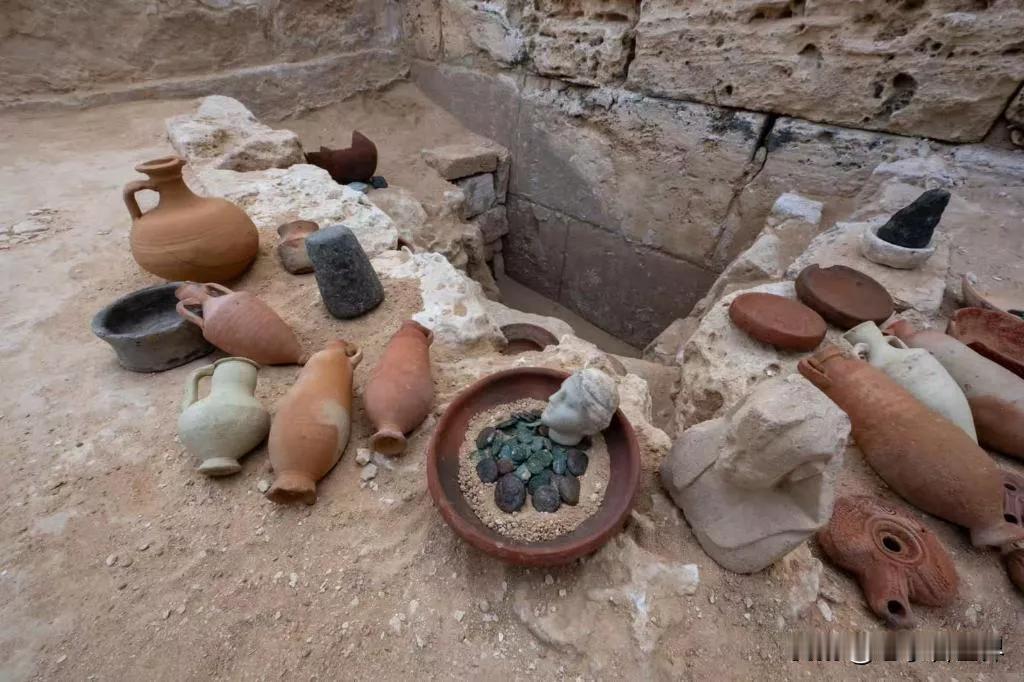 【最新消息：超过350个外国考古队在埃及进行发掘】
开罗时间2025年11月3日