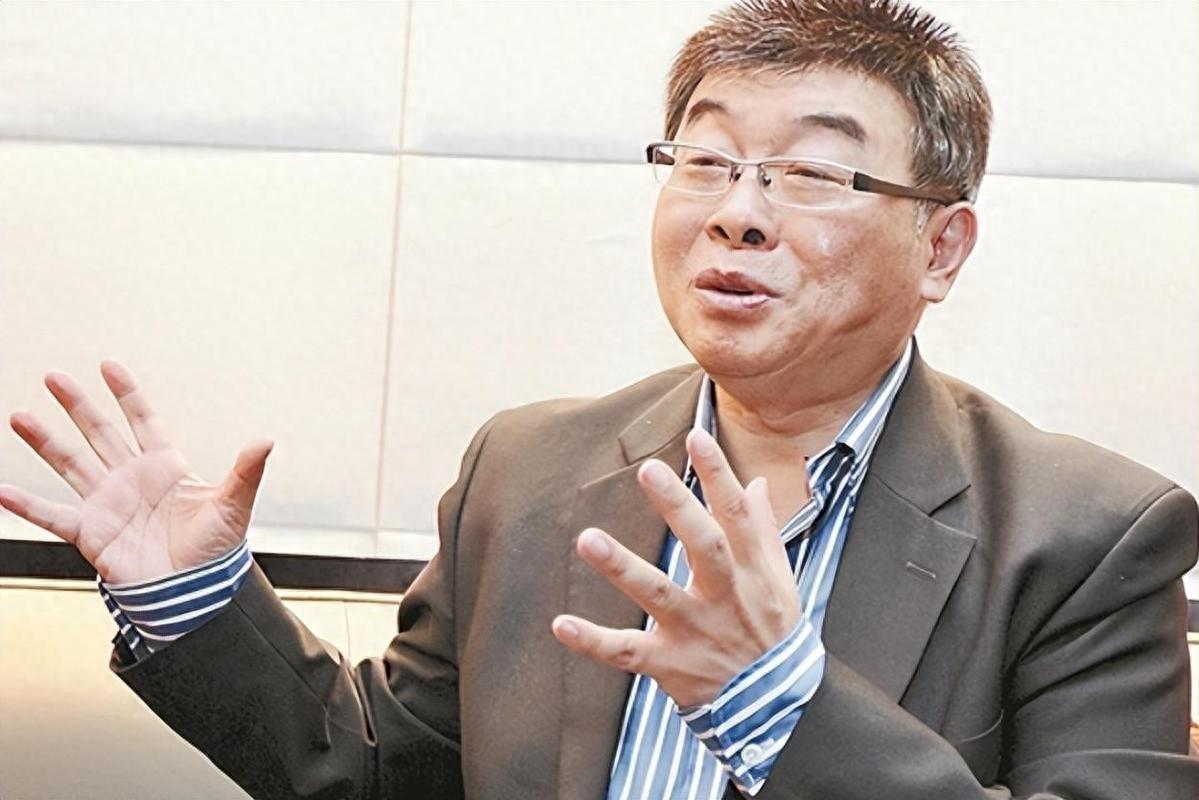 李敖之子李勘：大陆网民以为邱毅在台湾很有影响力！邱毅的价值。

麻烦看官老爷们右