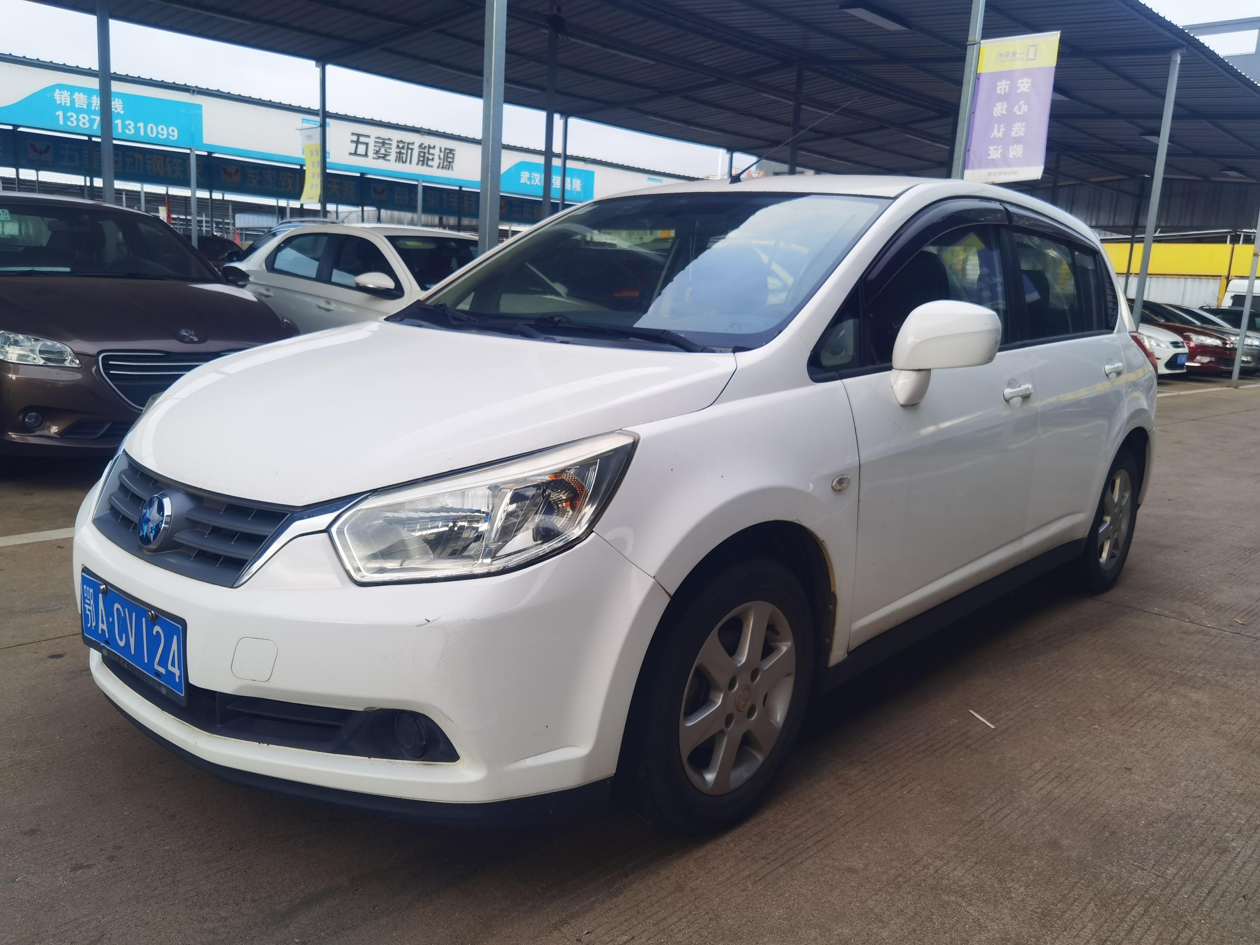 临近下班拿下一台万元自动挡的小蹦蹦2013年9月上牌 一手车 10多万公里1.6