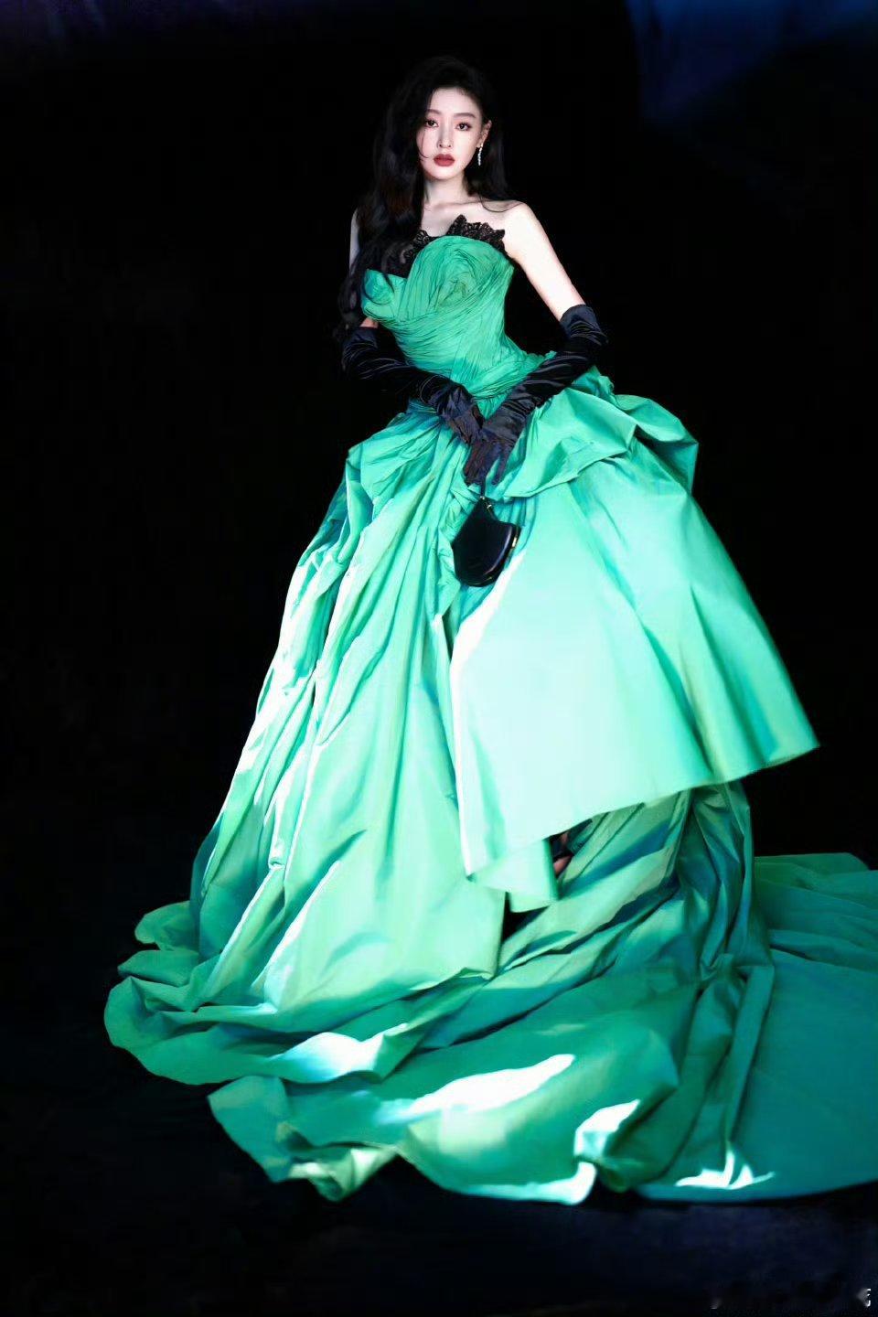 张天爱十天没吃米了张天爱为了瘦身十天没吃米 张天爱说自己为了减重已经10天没吃米