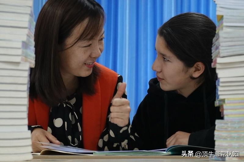 面对厌学的孩子该怎么办呢?厌学需要先弄清是讨厌学习还是讨厌学校。
学习成绩不好的