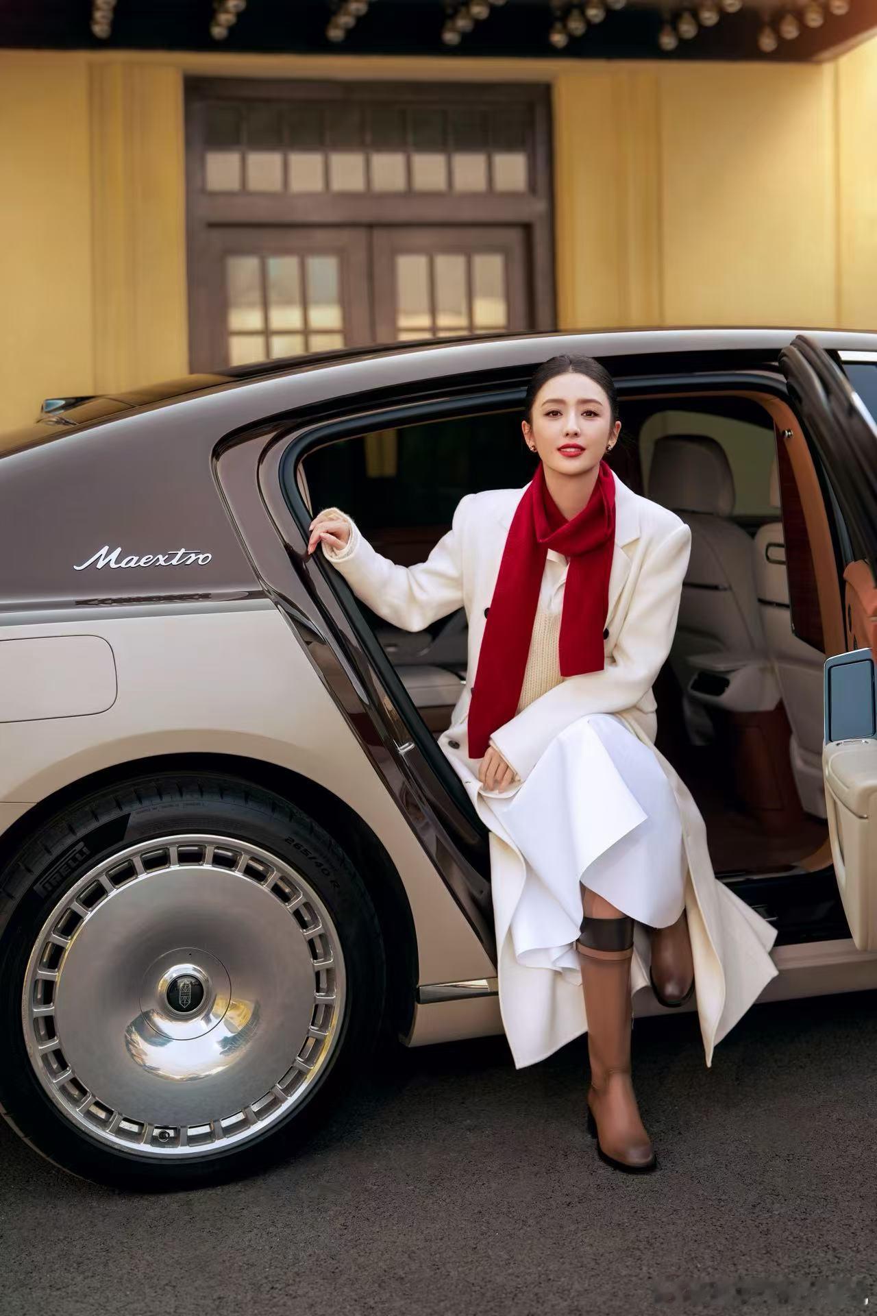 还得是尊界S800佟丽娅神女舞姿佟丽娅宫灯一开年味就来了