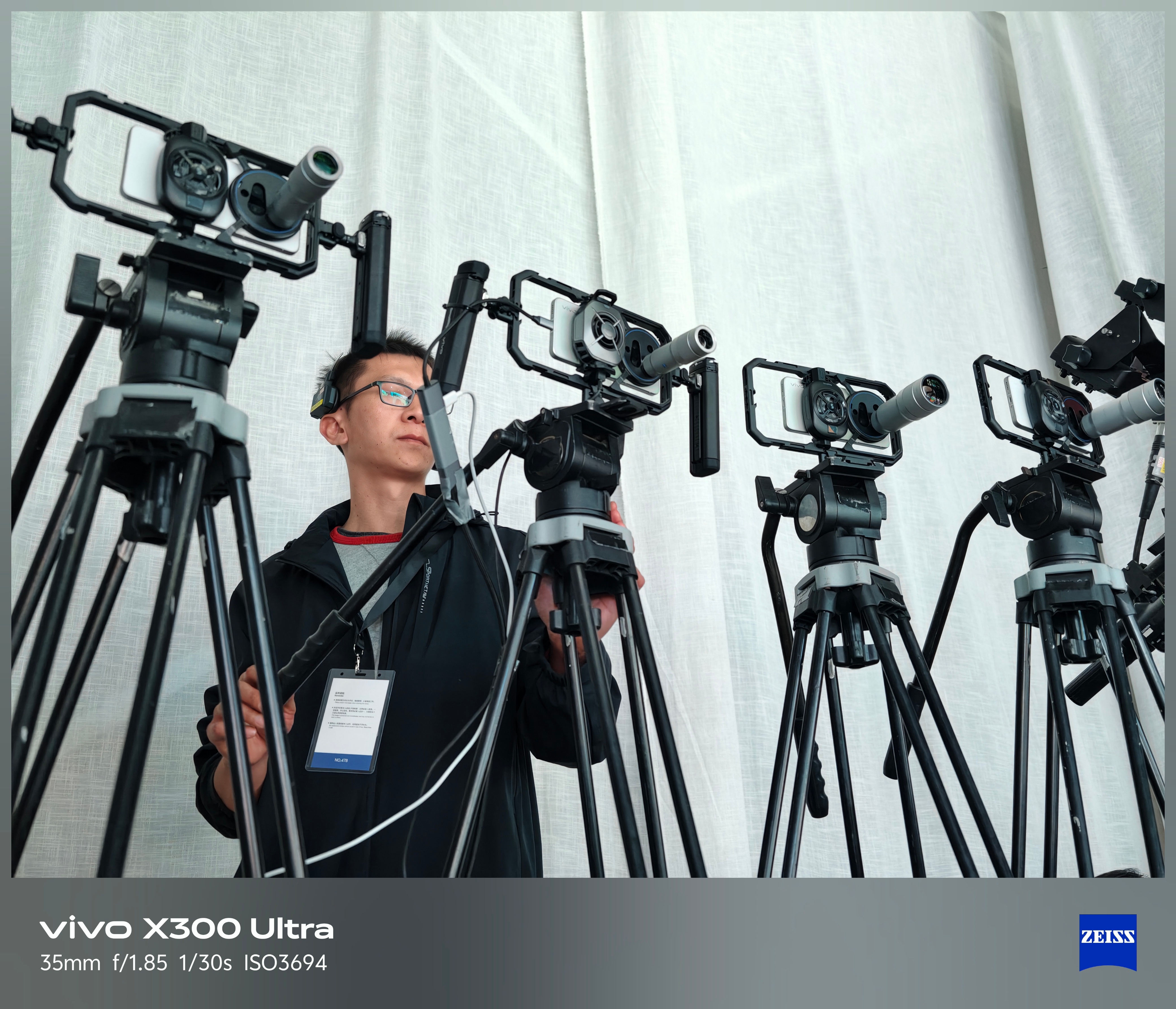 vivo发布会后台的一幕这说明了什么？